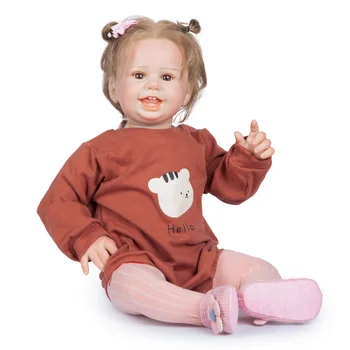 68 CM 3D-Boja Za kožu Pomlađuje Bebe Lutka Osmijeh Na Lice Boneca Girl Tkanina Tijelo Punjena Novorođenčeta Dječjom Princeza S dječjim pokloni
