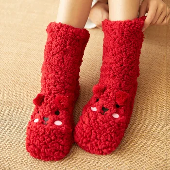Čarape za spol Ženski jesenskih i zimskih baršun čarape od koralnog runo Kućne papuče za spavanje Čarape za snijeg Čarape za tepih s medvjedom