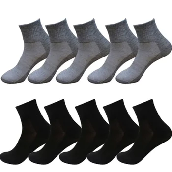 10 Parova respiring pamučne čarape Čvrste crne i bijele Čarape Uniseks za žene Muške čarape Kratke Proljeće Ljeto jesen Svakodnevne čarape